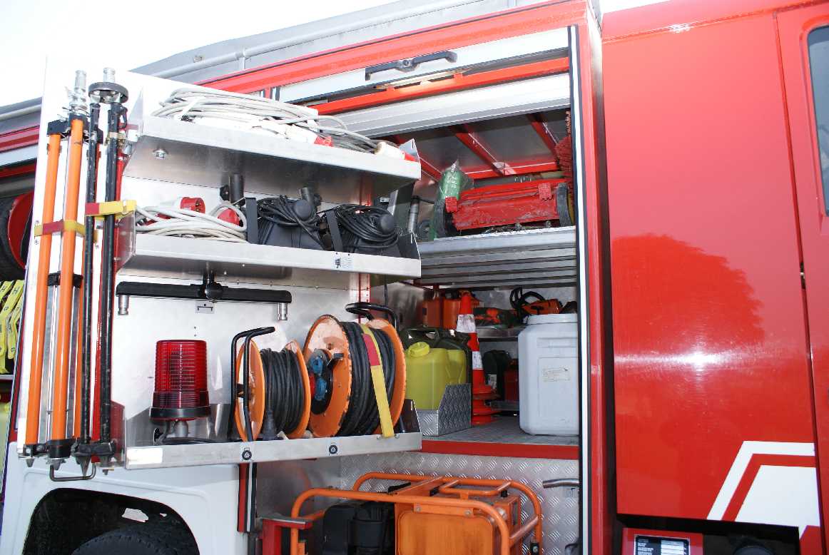 TLF (21) LR 2 innen.JPG